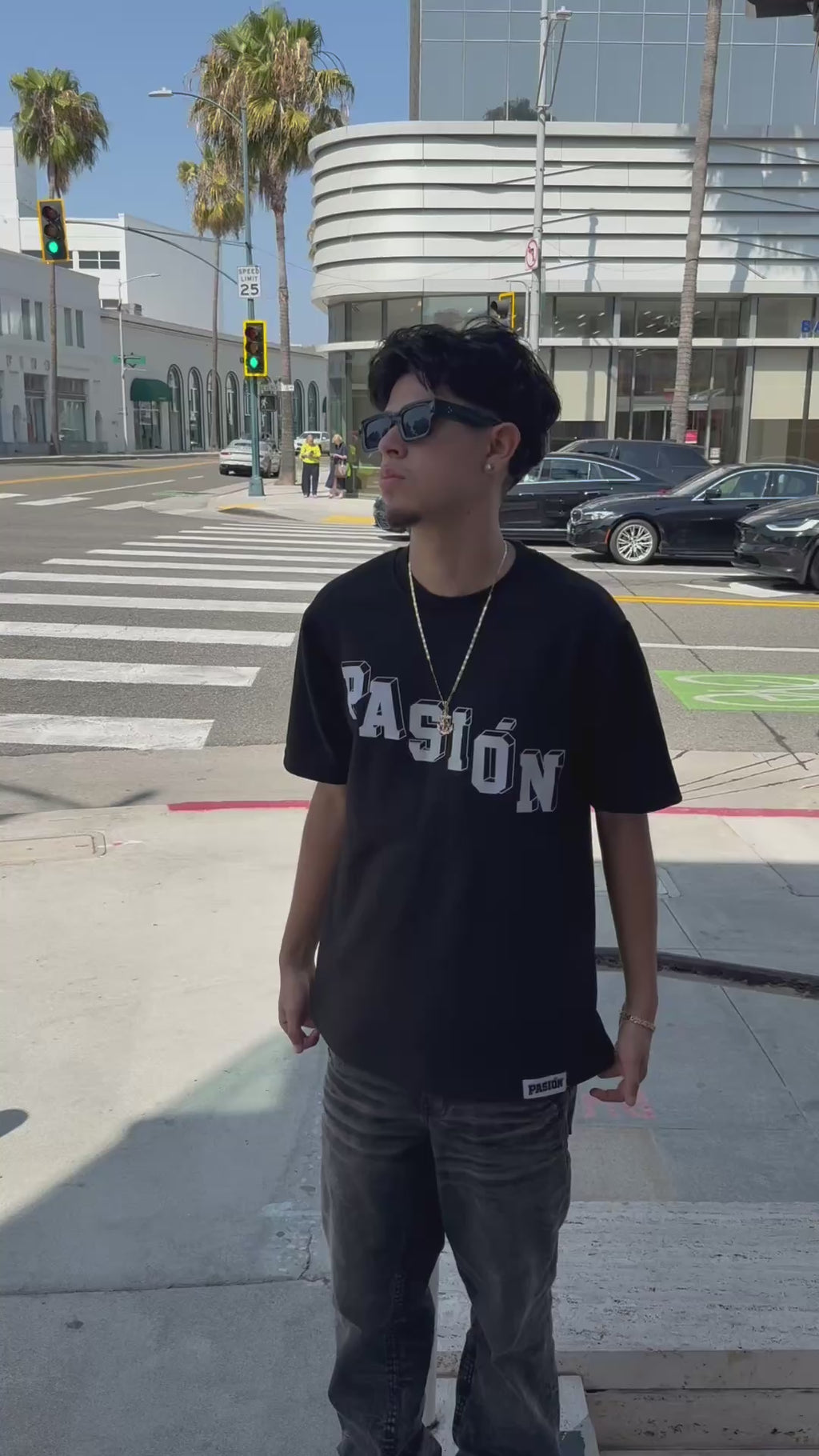 3D LOGO TEE (black n white)